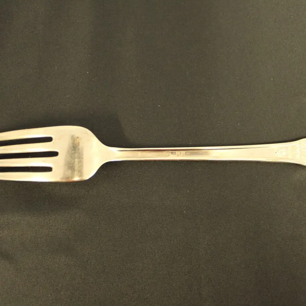 1847 Rogers Bros First Love International Silver Plate 1941 Dinner Forks #7